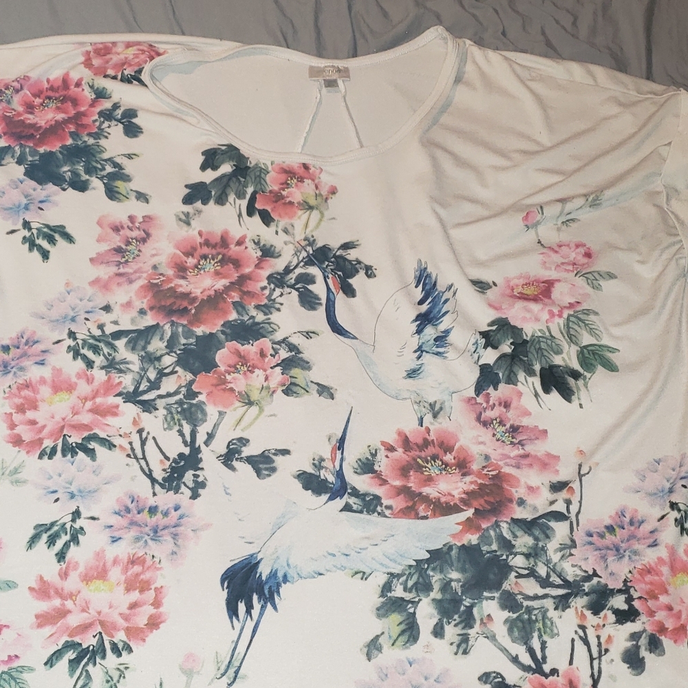 Shirt - Picture 2 of 3